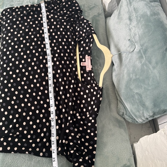 Philosophy Woman 1X soft knit black gray cream polka dot curve hem stretchy top - Picture 6 of 9